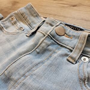 𝅺aeropostale distressed jeggings